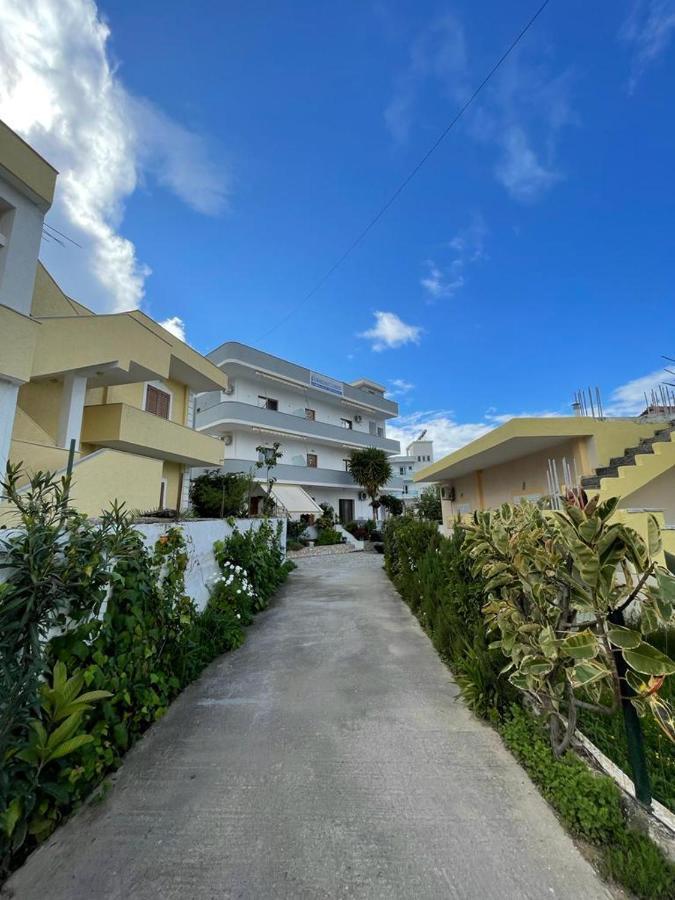 Hola Rooms Ksamil Exterior photo