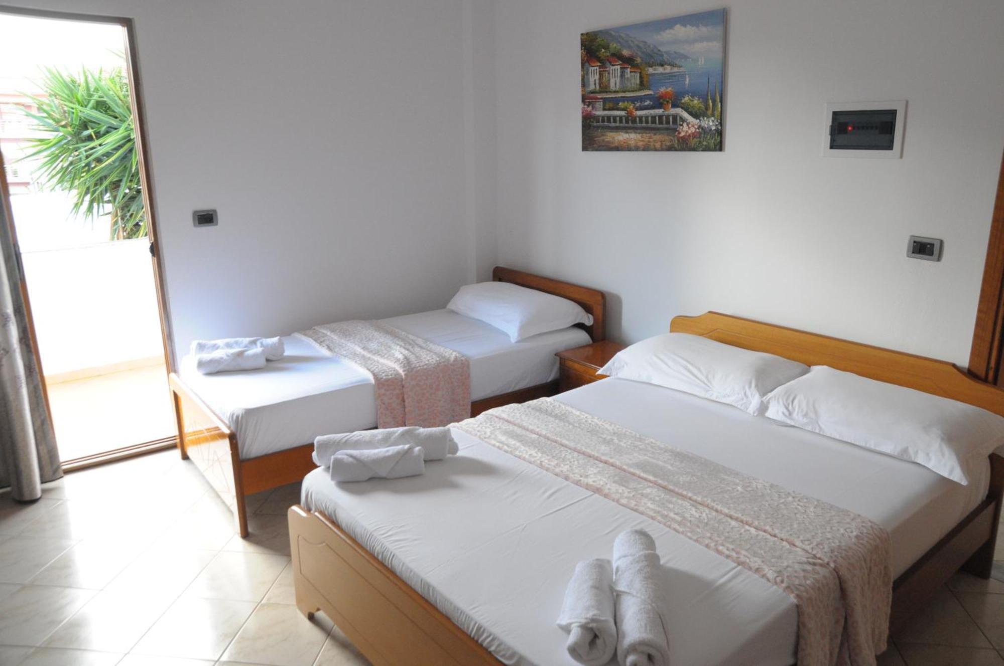 Hola Rooms Ksamil Exterior photo