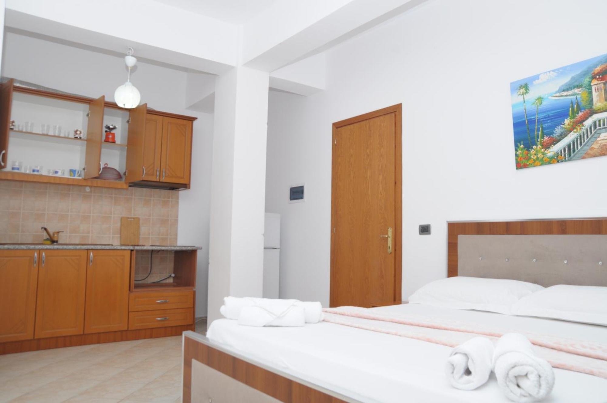 Hola Rooms Ksamil Exterior photo