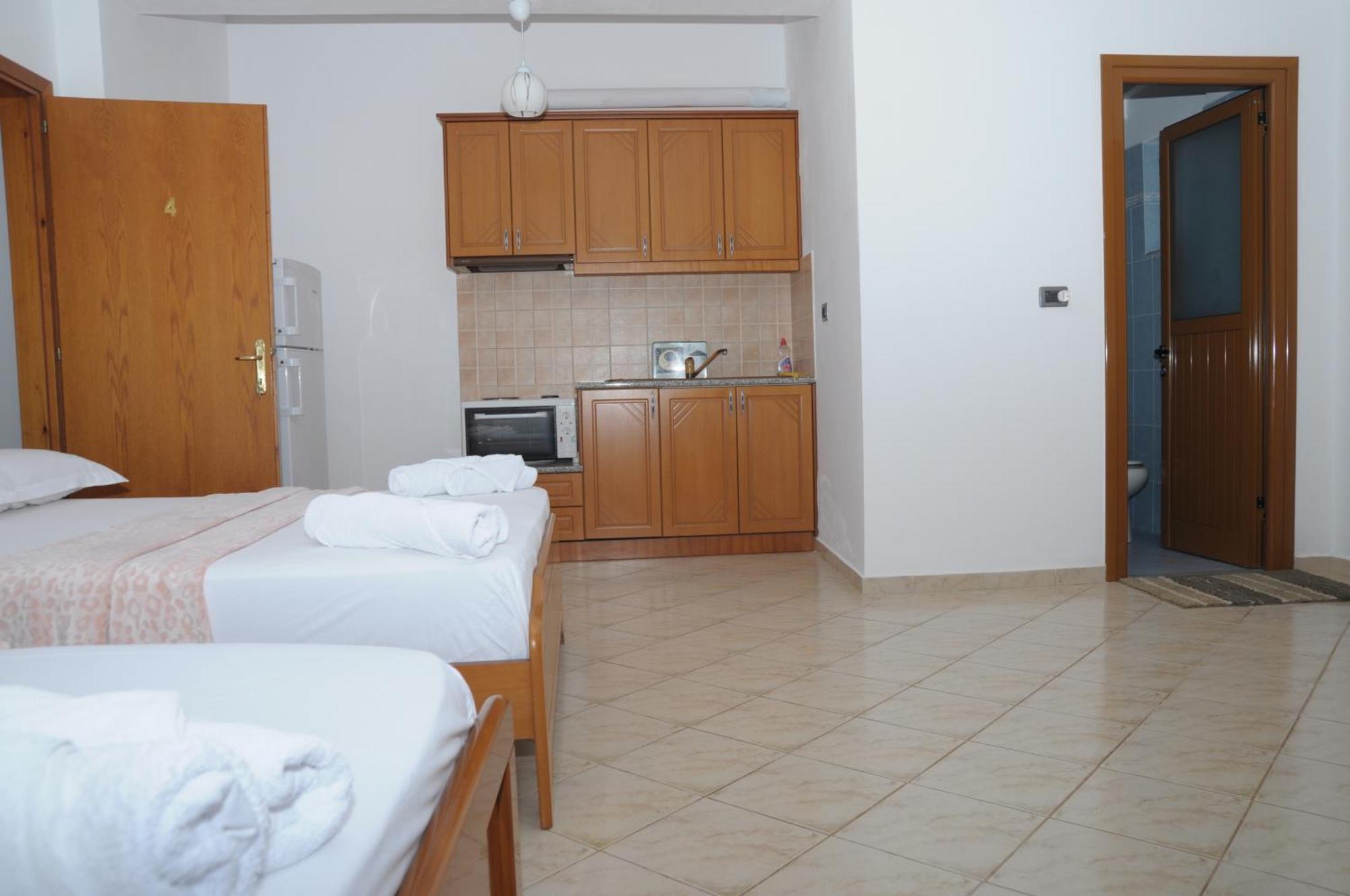 Hola Rooms Ksamil Exterior photo