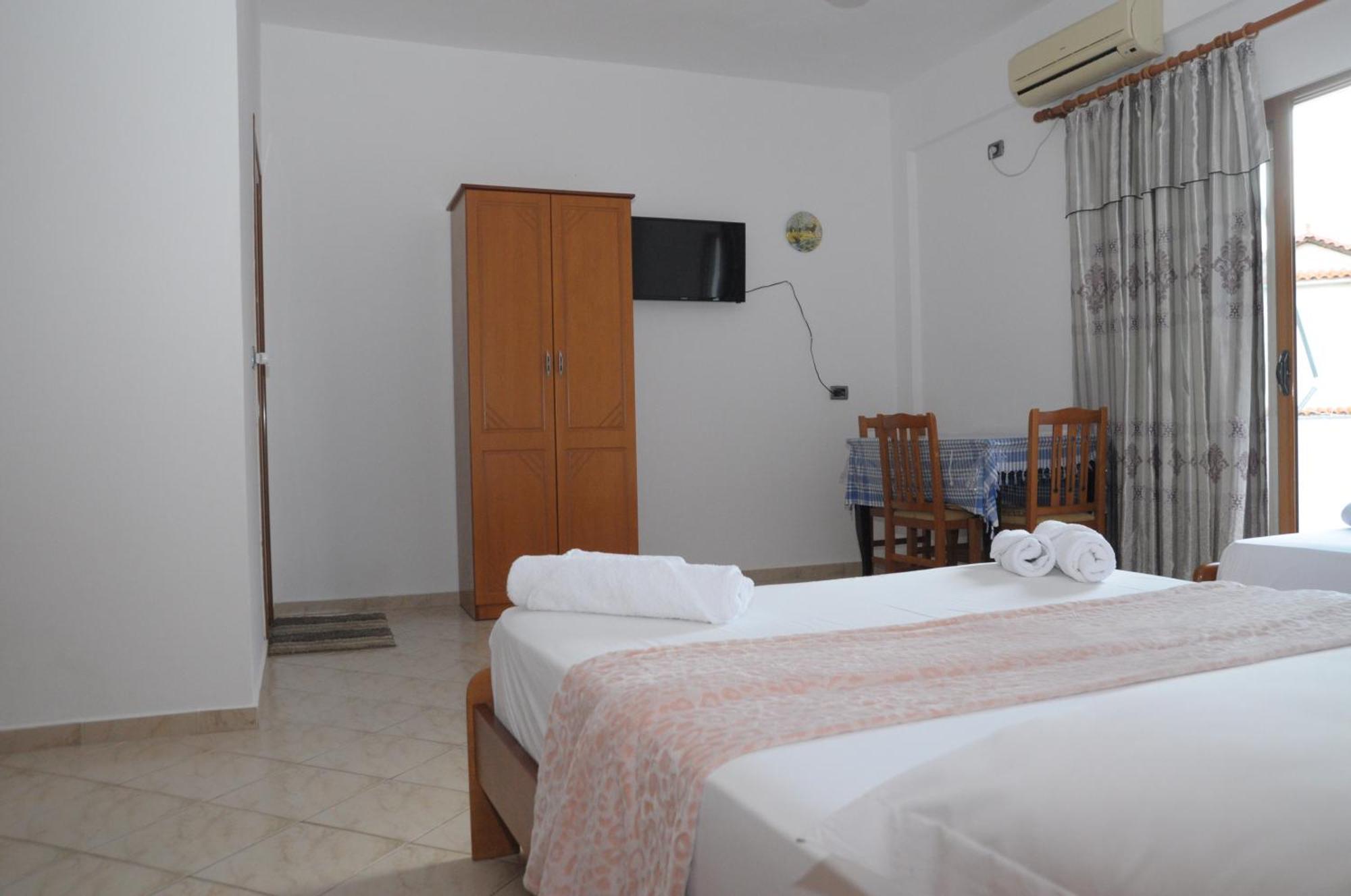 Hola Rooms Ksamil Exterior photo