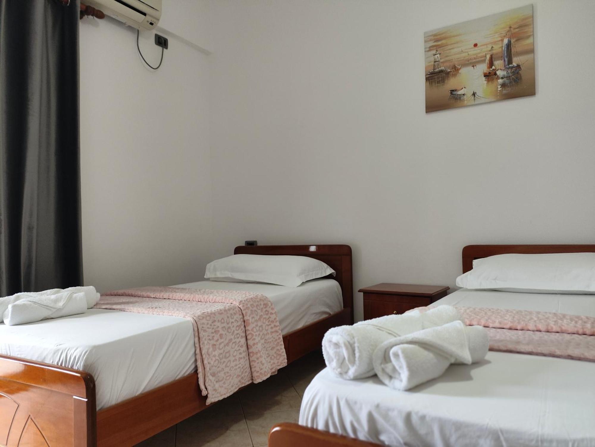 Hola Rooms Ksamil Exterior photo