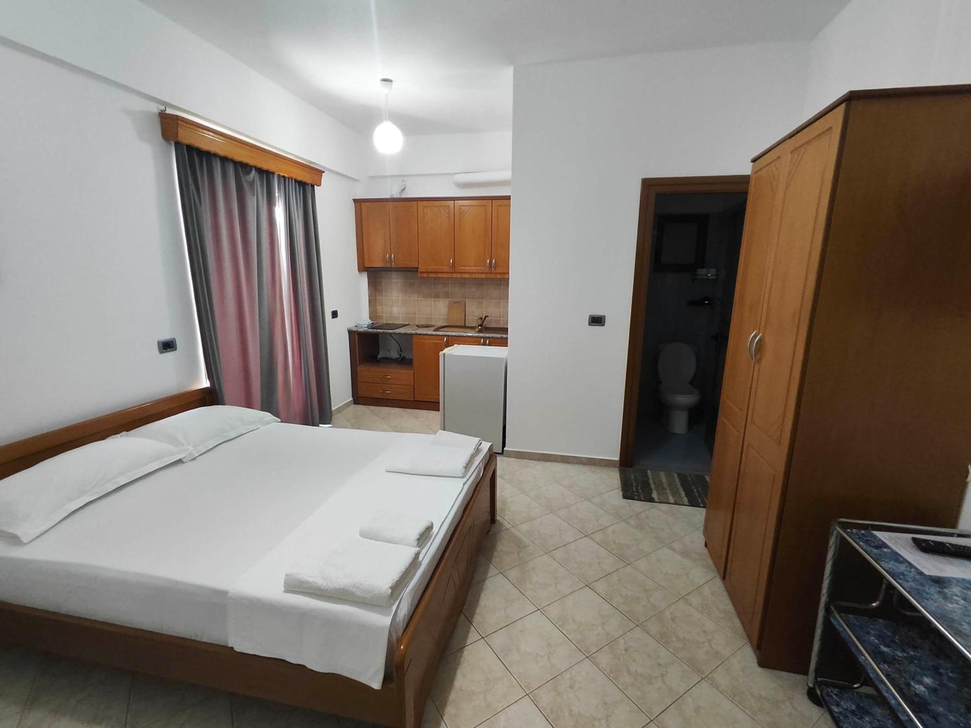 Hola Rooms Ksamil Exterior photo