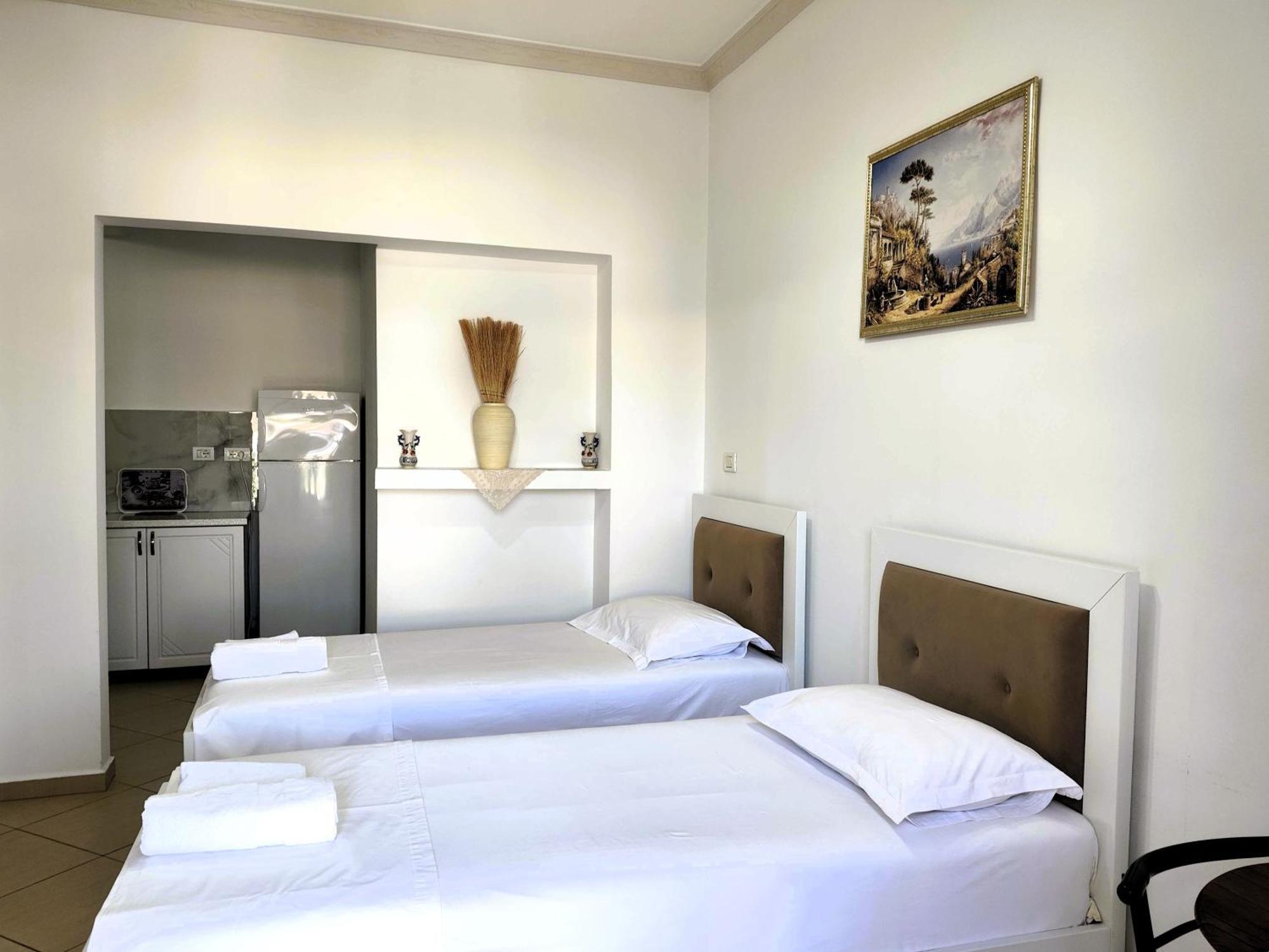 Hola Rooms Ksamil Exterior photo