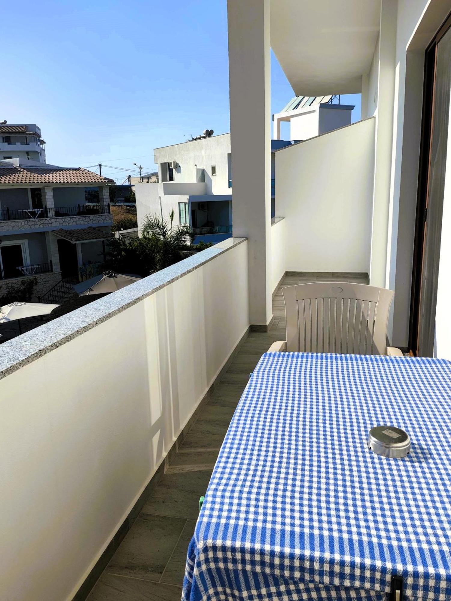 Hola Rooms Ksamil Exterior photo