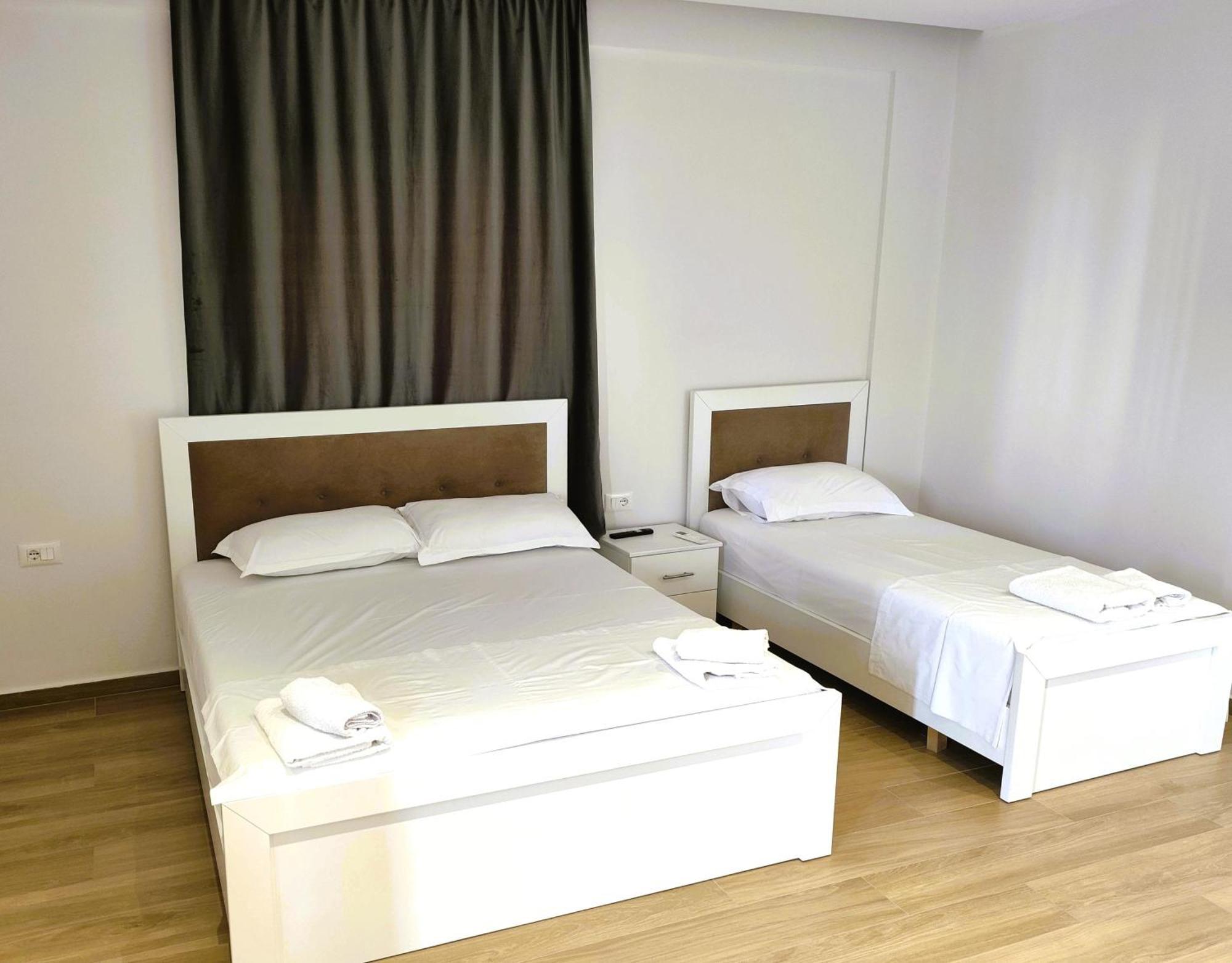 Hola Rooms Ksamil Exterior photo