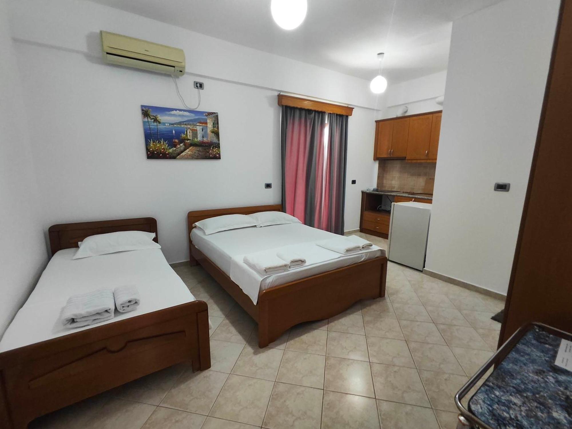 Hola Rooms Ksamil Exterior photo